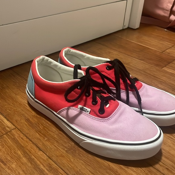 Vans shoes, woman’s size eight, Hardly worn. - Picture 2 of 2